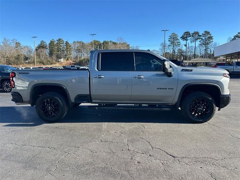 Used 2025 Chevrolet Silverado 2500 LTZ w/ Trail Boss Package image 5