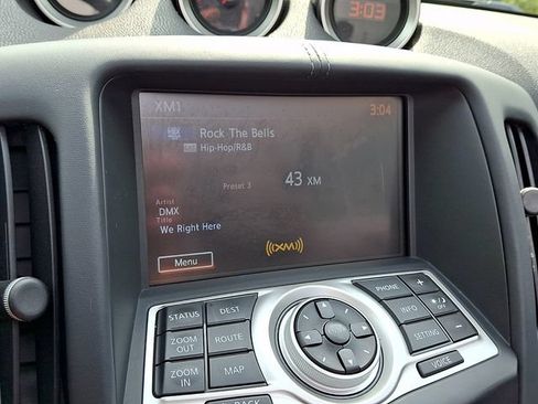 Used 2016 Nissan 370Z Touring Sport RWD image 16