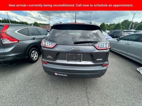 Used 2019 Jeep Cherokee Latitude Plus w/ Comfort/Convenience Group AWD/4WD image 7