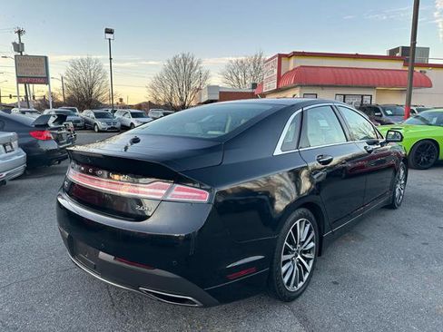 Used 2017 Lincoln MKZ Premiere image 5
