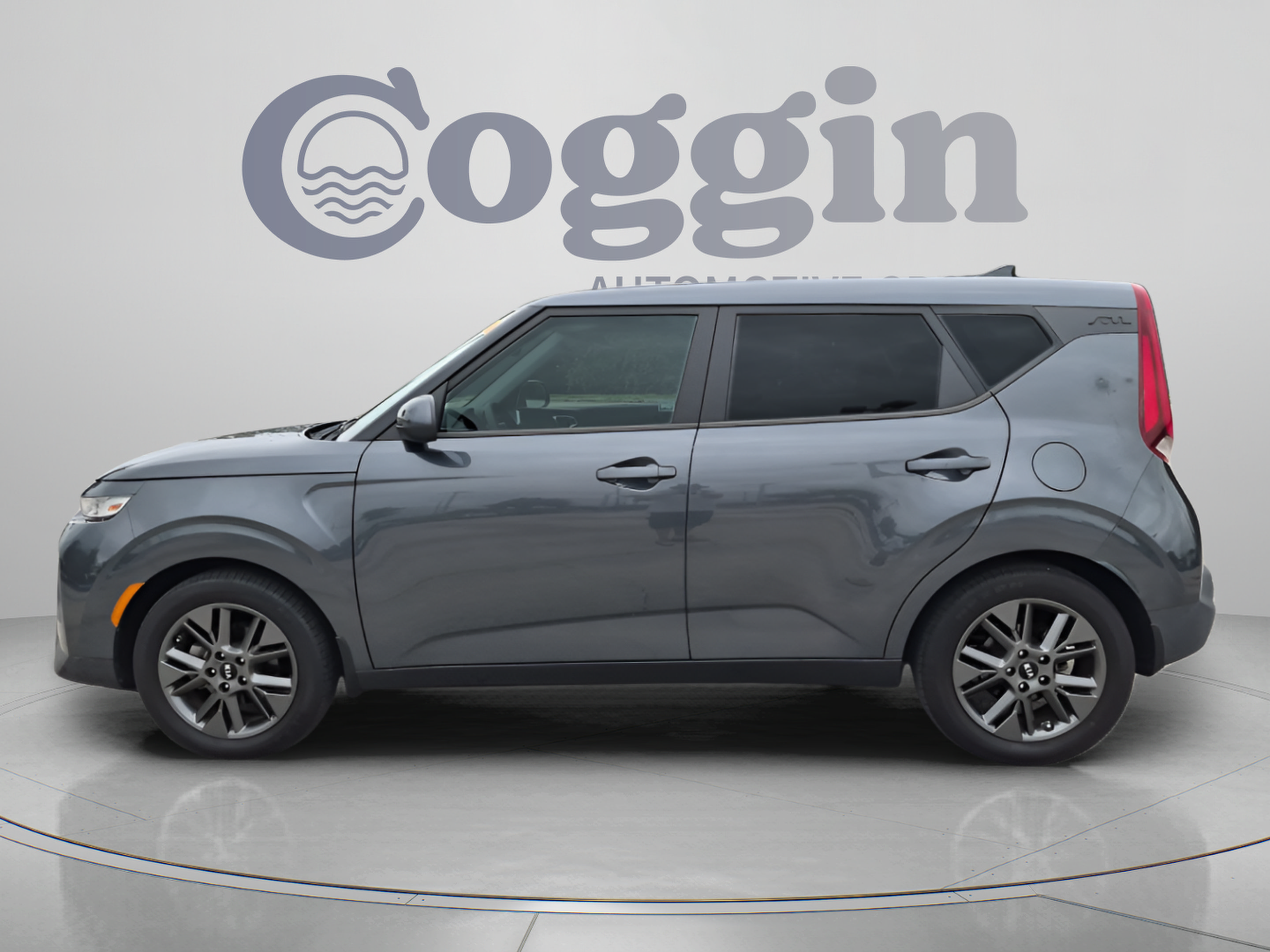 Used 2021 Kia Soul S FWD image 3