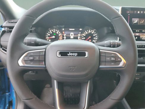 Certified 2025 Jeep Compass Latitude w/ Altitude Special Edition image 20