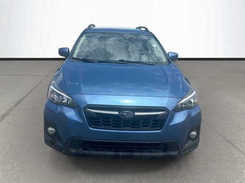 Used 2018 Subaru Crosstrek 2.0i Premium AWD/4WD image 2
