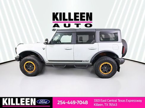 Used 2021 Ford Bronco First Edition image 4