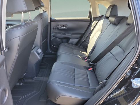 Used 2026 Honda HR-V EX-L image 10