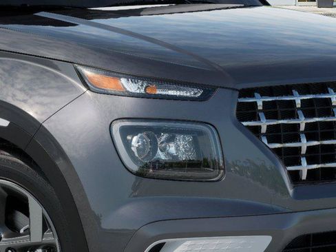New 2026 Hyundai Venue SEL FWD image 9