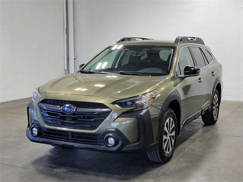 Certified 2025 Subaru Outback Premium image 2