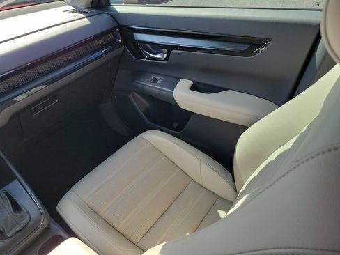 Used 2023 Honda CR-V EX-L image 4