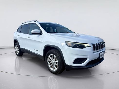 Used 2020 Jeep Cherokee Latitude w/ Cold Weather Group AWD/4WD image 1