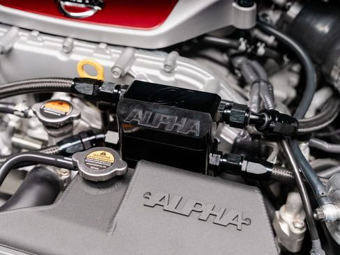 Used 2012 Nissan GT-R Premium image 45