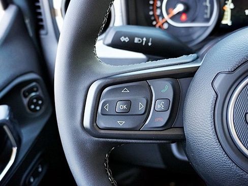 New 2025 Jeep Gladiator Sport image 41