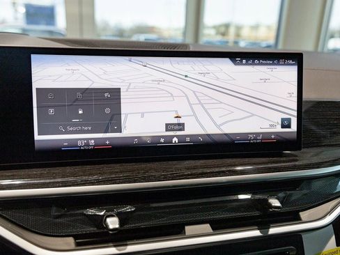 New 2026 BMW X5 xDrive50e w/ M Sport Package image 31