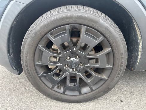 Used 2021 Kia Telluride SX w/ Nightfall Edition Package AWD/4WD image 2