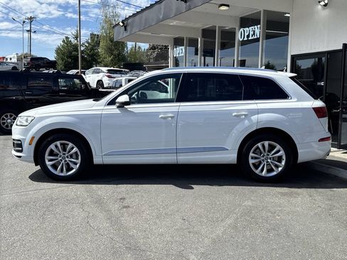 Used 2017 Audi Q7 3.0T Premium AWD/4WD image 2