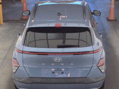 Used 2024 Hyundai Kona SEL FWD image 7