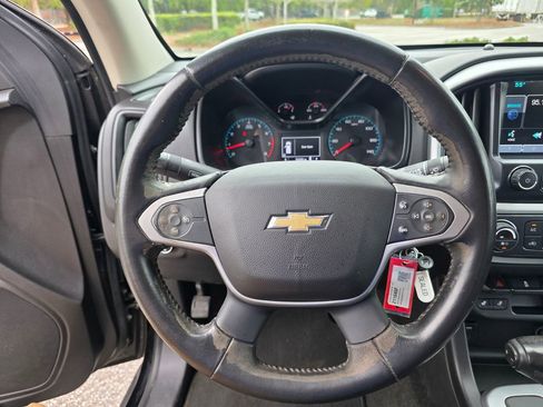 Used 2015 Chevrolet Colorado LT w/ Luxury Package image 20