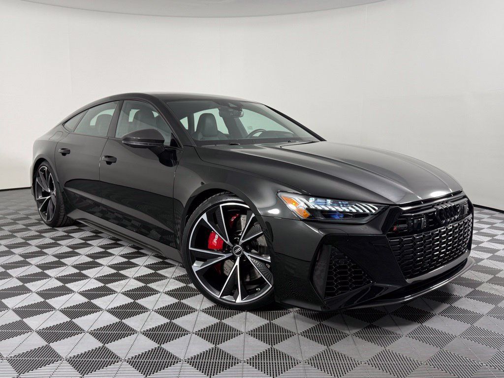 Used 2022 Audi RS 7 Sportback AWD/4WD image 6