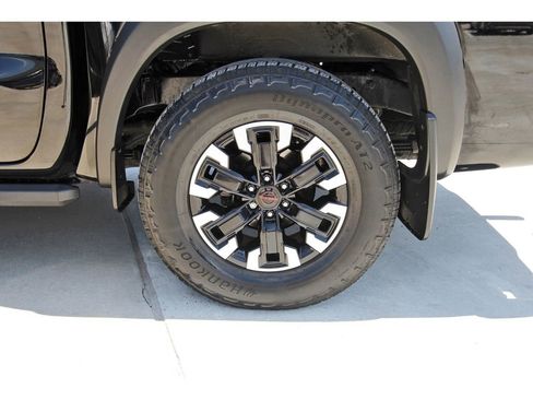 Used 2022 Nissan Frontier Pro-X RWD image 30