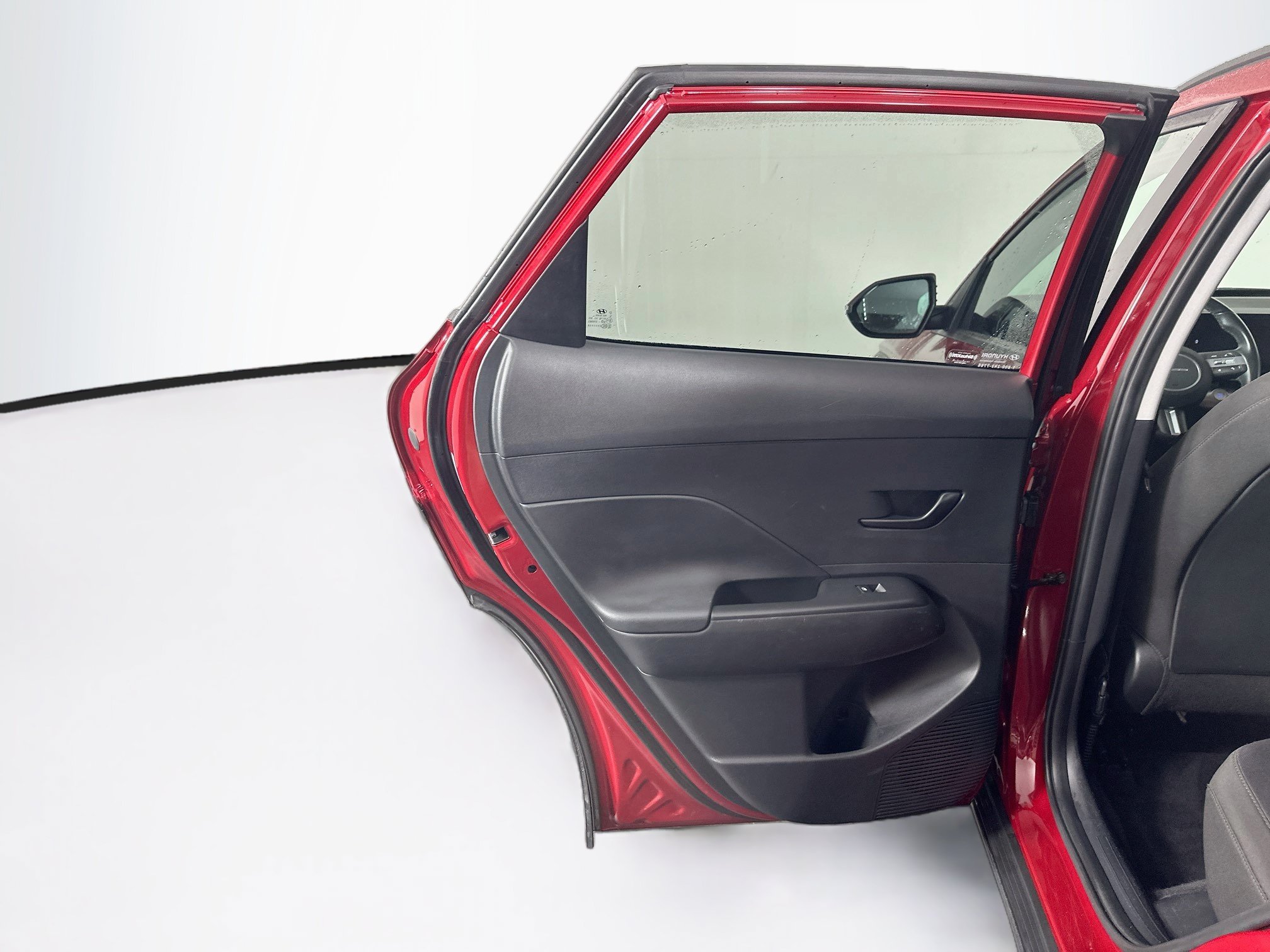 Used 2025 Hyundai Kona SEL FWD image 25