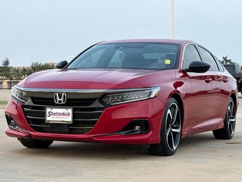 Used 2021 Honda Accord Sport image 3