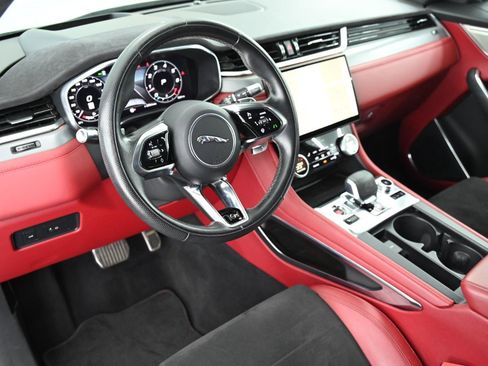 Used 2021 Jaguar F-PACE SVR AWD/4WD image 24