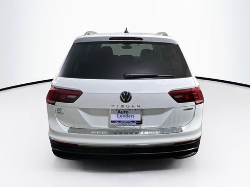 Used 2022 Volkswagen Tiguan SE AWD/4WD image 6