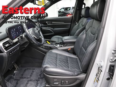 Used 2024 Kia Telluride SX Prestige X-Pro AWD/4WD image 13