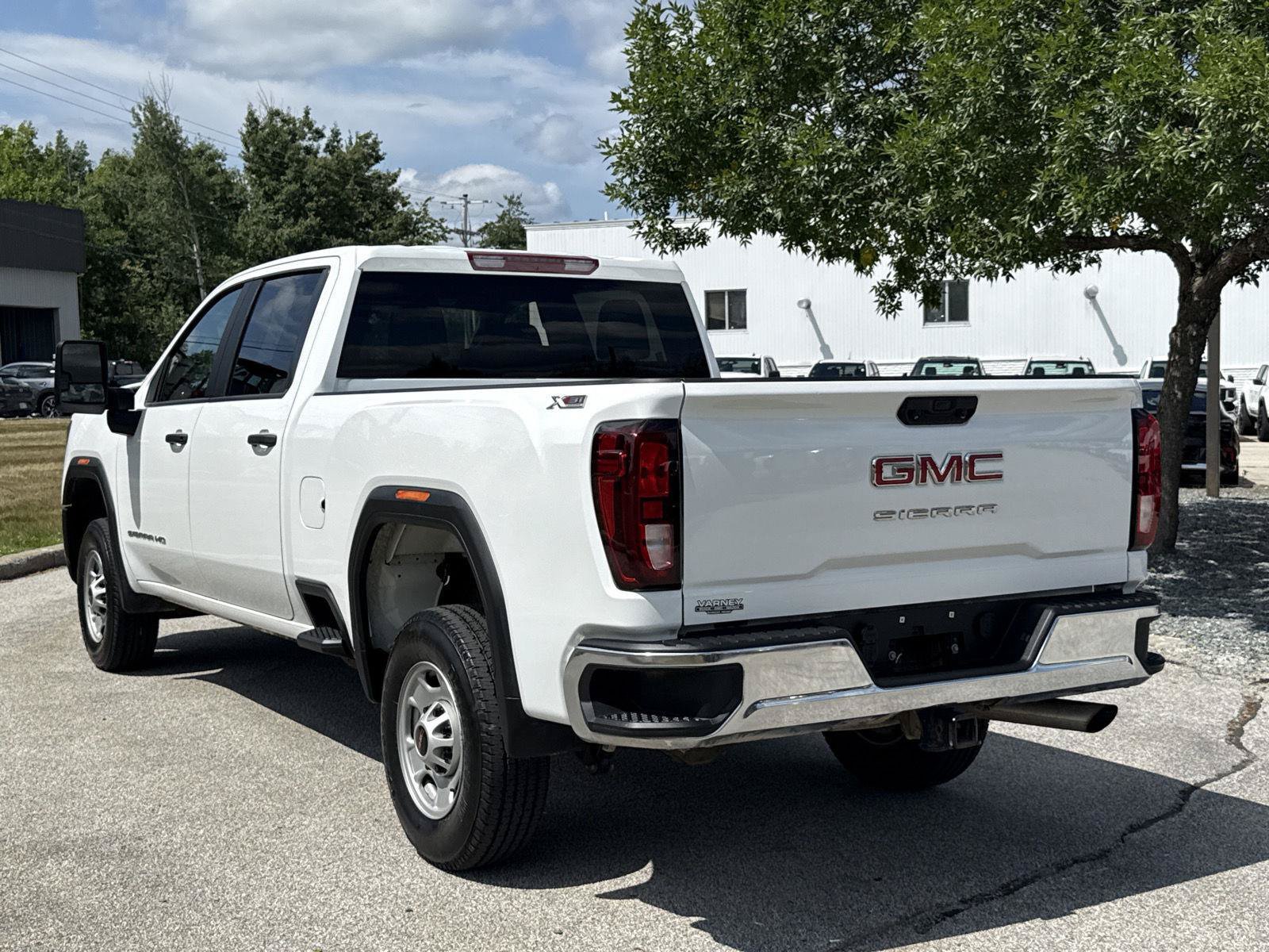 Used 2025 GMC Sierra 2500 Pro w/ Convenience Package AWD/4WD image 6