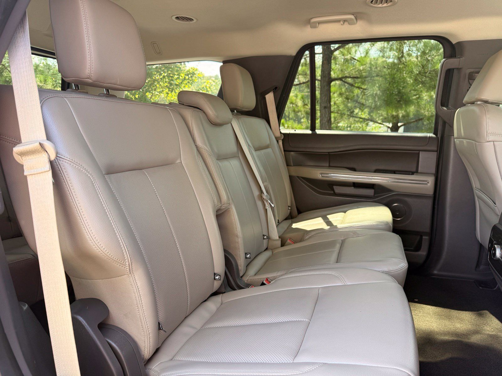 Used 2021 Ford Expedition XLT RWD image 41