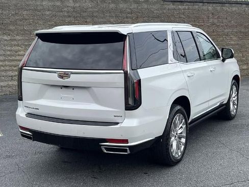 Used 2022 Cadillac Escalade Premium Luxury w/ Performance Package AWD/4WD image 3