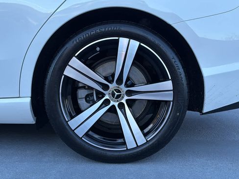 Certified 2025 Mercedes-Benz C 300 4MATIC Sedan image 15