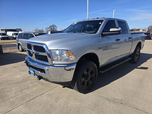 Used 2017 RAM 2500 Tradesman w/ Chrome Appearance Group image 2