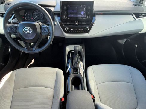 Certified 2022 Toyota Corolla L image 29