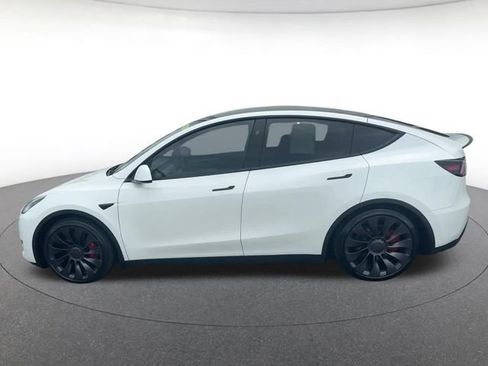 Used 2025 Tesla Model Y Performance AWD/4WD image 8
