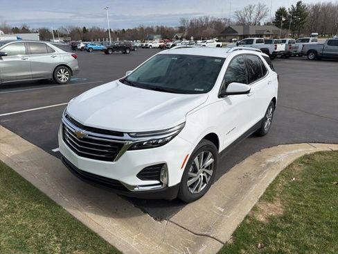 Used 2023 Chevrolet Equinox Premier w/ LPO, Floor Liner Package image 19