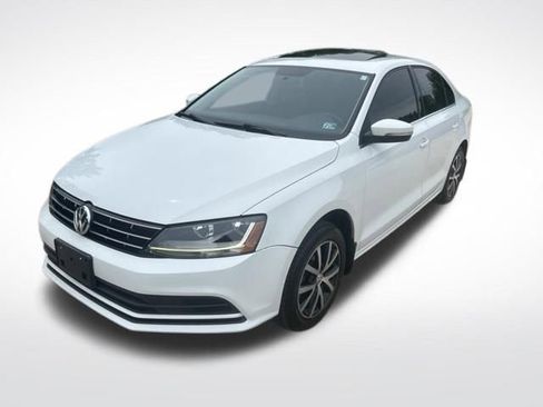 Used 2018 Volkswagen Jetta SE FWD image 7
