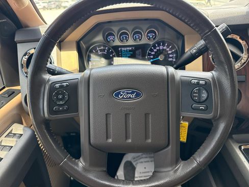 Used 2016 Ford F250 Lariat w/ Chrome Package AWD/4WD image 34