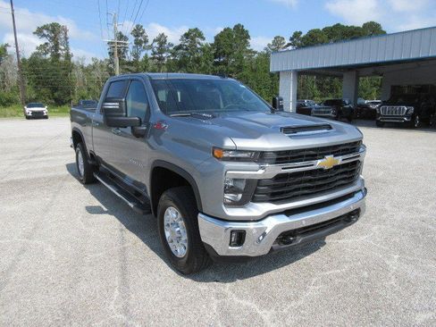 New 2025 Chevrolet Silverado 2500 LT image 4