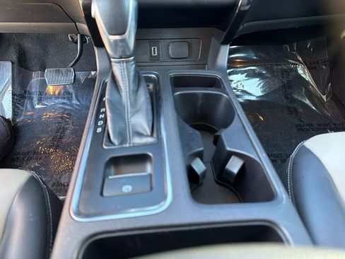Used 2019 Ford Escape SEL AWD/4WD image 27