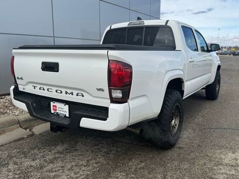 Certified 2020 Toyota Tacoma SR image 32