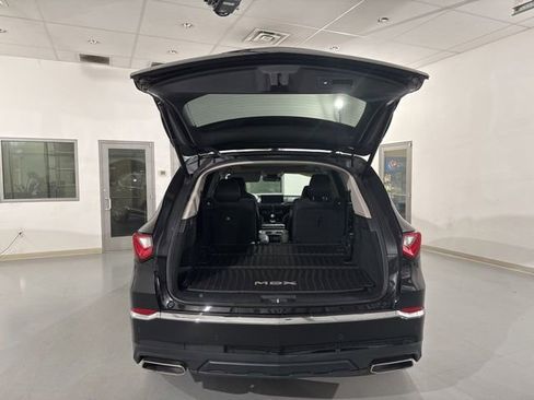 Used 2022 Acura MDX FWD w/ Technology Package image 11