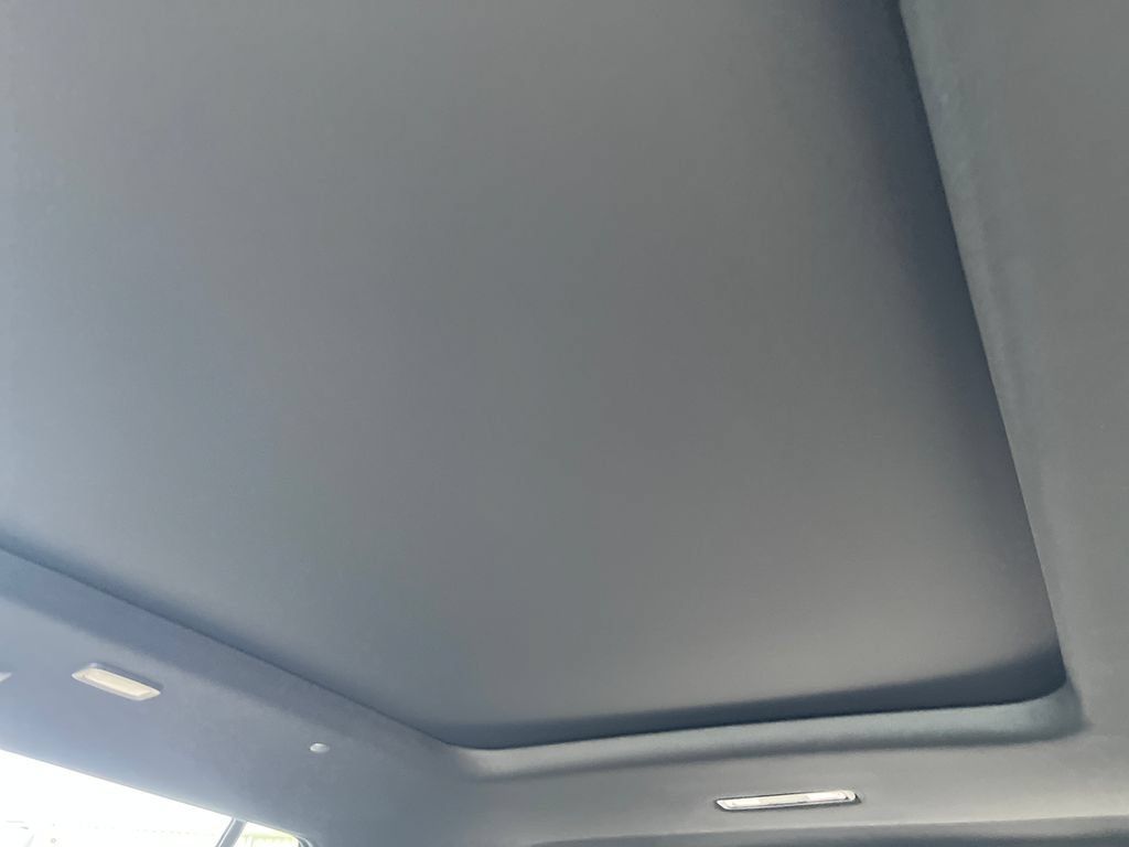 New 2026 Chevrolet Traverse RS AWD/4WD image 21