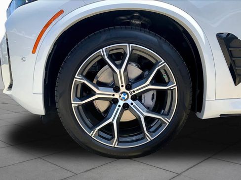 New 2026 BMW X5 xDrive40i w/ M Sport Package image 12