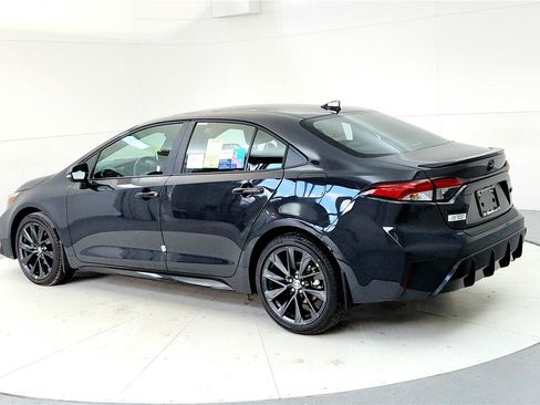 New 2026 Toyota Corolla XSE image 4