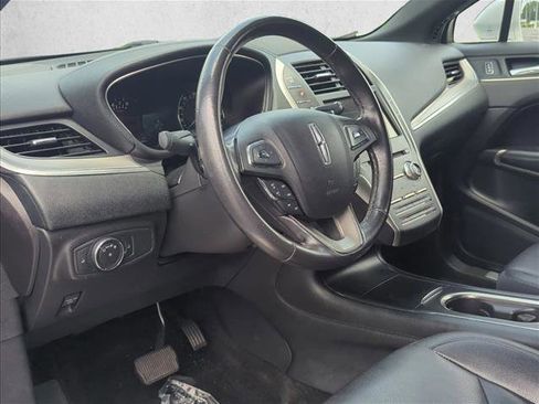 Used 2015 Lincoln MKC FWD image 9