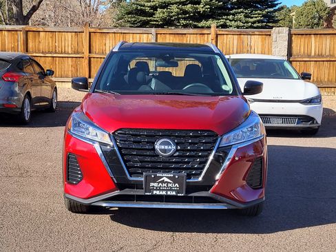 Used 2022 Nissan Kicks SV image 5