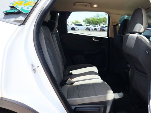 Used 2020 Ford Escape SE image 27