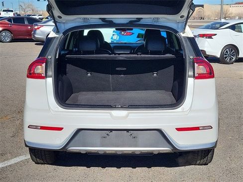 Used 2019 Kia Niro S Touring image 30