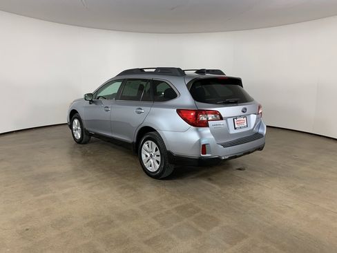 Used 2016 Subaru Outback 2.5i Premium image 15
