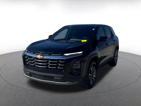 Used 2025 Chevrolet Equinox LT image 4